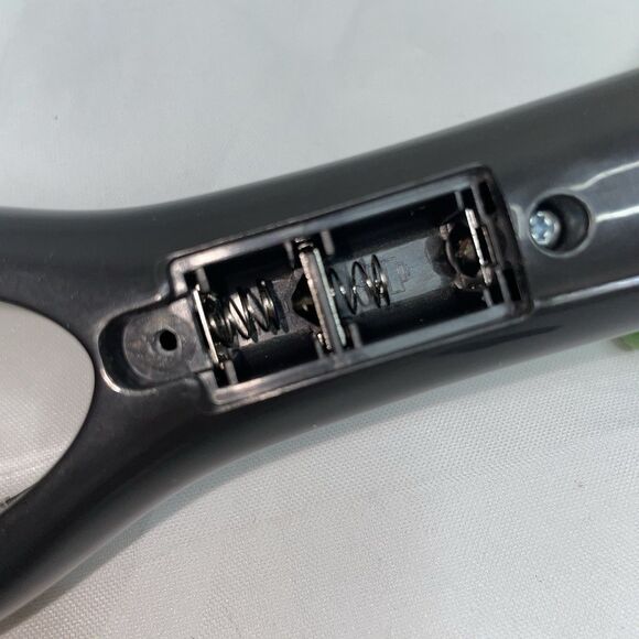 Disney Tangled Rapunzel Frying Pan Costume Toy w/ Sounds Pascal Chameleon Cook - Picture 8 of 14